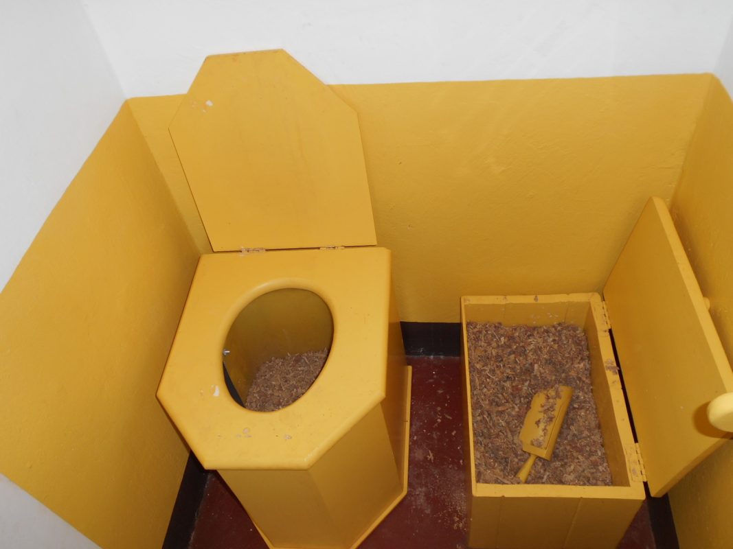 Toilettes sèches à Tsaratanana
